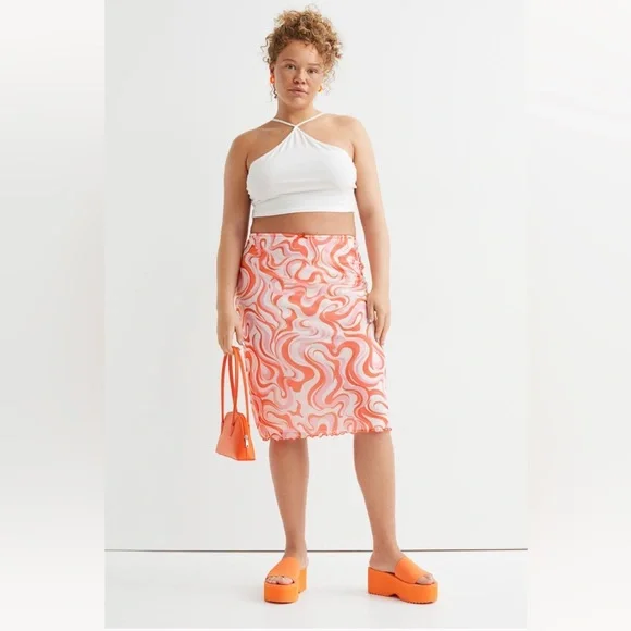 H&M | Plus-Size Knee Length Mesh Skirt Orange, Pink and White Swirl Pattern (4X) - Picture 8 of 11